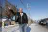 Wayne Glowacki / Winnipeg Free Press
Alan Castell by the fence along Route 90 behind his home on Queen Street. Residents haven't been consulted on a proposal to replace the fence with a wall.
