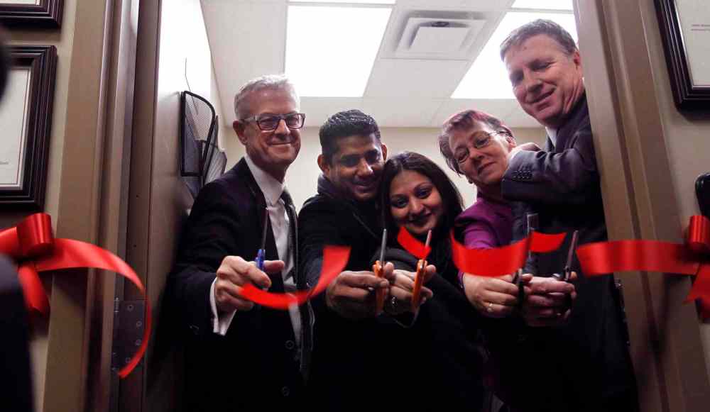 Siloam Mission opens podiatry room to help homeless with foot care Winnipeg Free Press