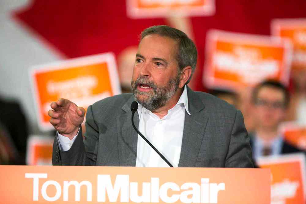 Thomas Mulcair holds a rally at the RBC Convention Centre in Winnipeg on Thursday. (Mikaela MacKenzie / Winnipeg Free Press)