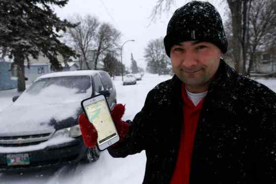 Wayne Glowacki / Winnipeg Free PressJames Perih created the Know Your Zone app for both Apple and Android devices: it will tell you the zone you're currently in or you can put in a location and it will identify the zone.