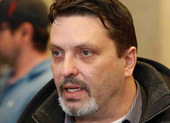 WAYNE GLOWACKI / WINNIPEG FREE PRESSCUPE Local 500 president Gord Delbridge
