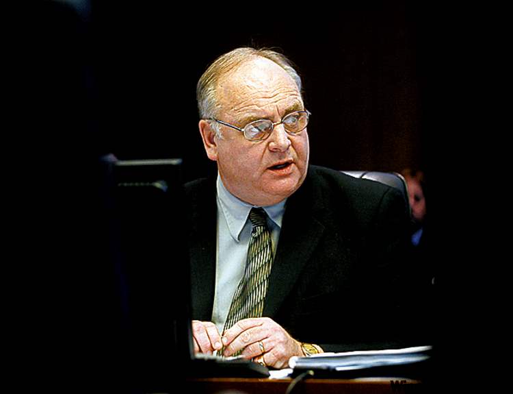 MIKE.APORIUS.FREEPRESS.MB.CA ARCHIVES
Bill Clement, seen in 2007 file photo, was ‘unique’ and ‘took things in stride,’ said Coun. Harry Lazarenko.