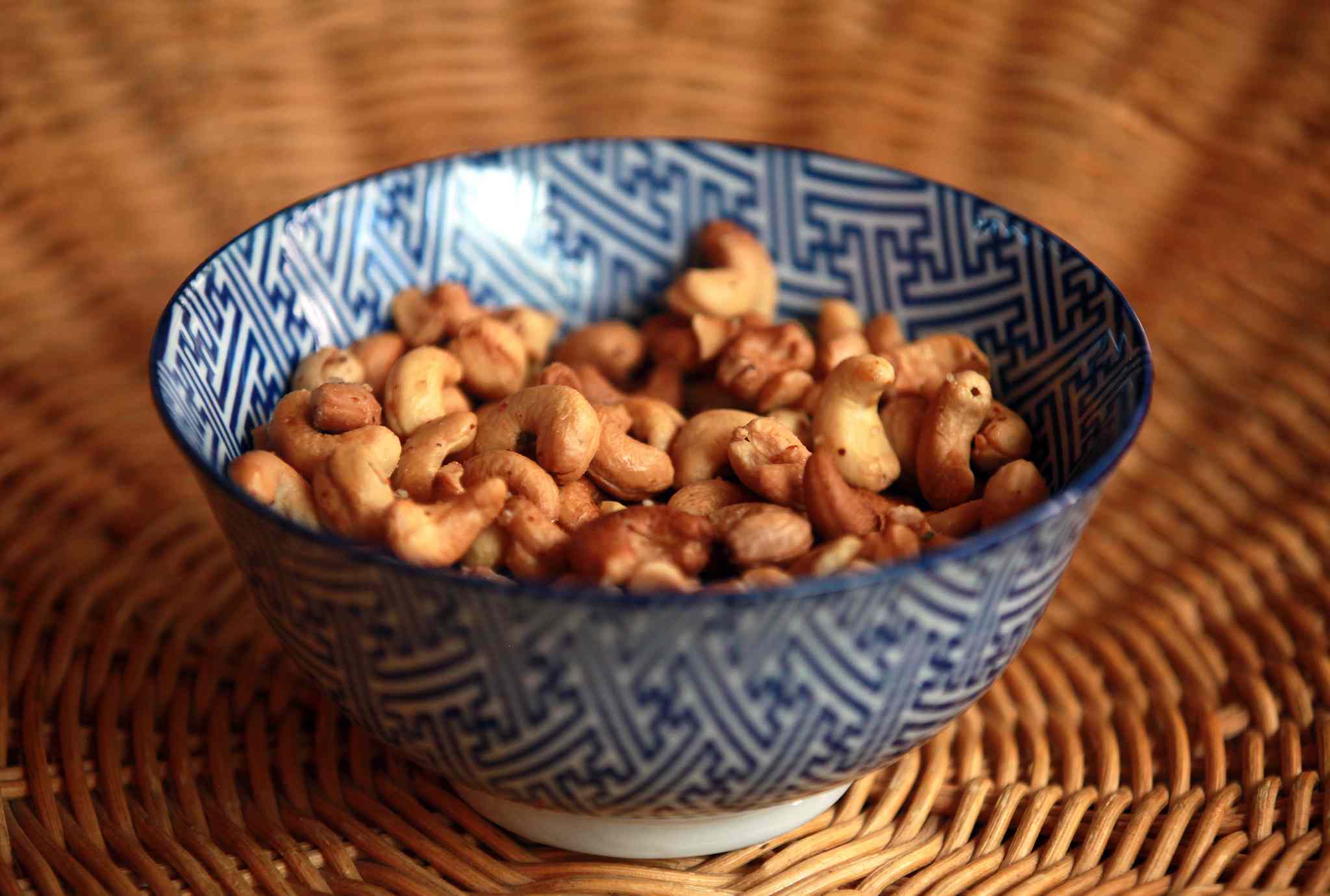 Spices add sweet heat to roasted cashews Winnipeg Free Press