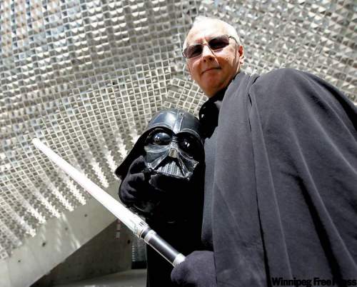 TREVOR HAGAN / WINNIPEG FREE PRESS
May the force be with him: Chuck McEwen thinks significant future fringe growth will be outdoors.