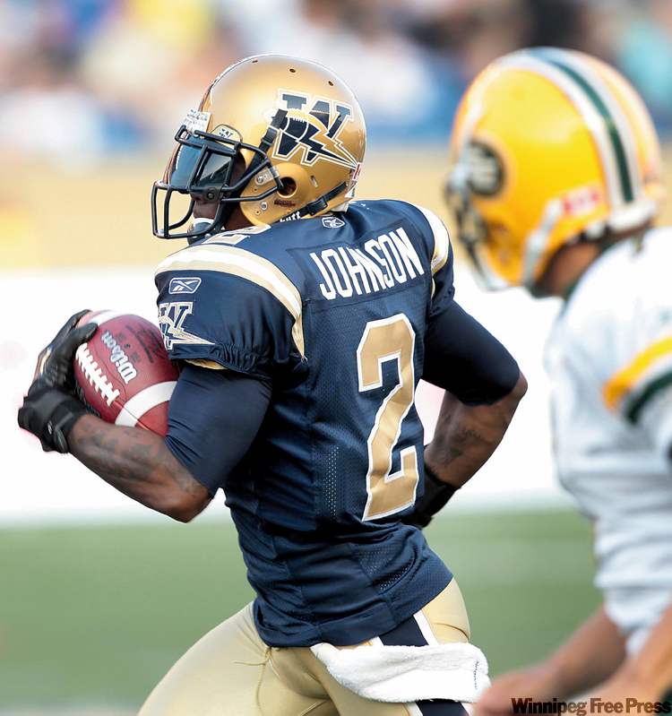 JOE.BRYKSA@FREEPRESS.MB.CA
Jovon Johnson romps into the end zone against Edmonton Saturday, the first special-teams major by the Bombers in 2010.
