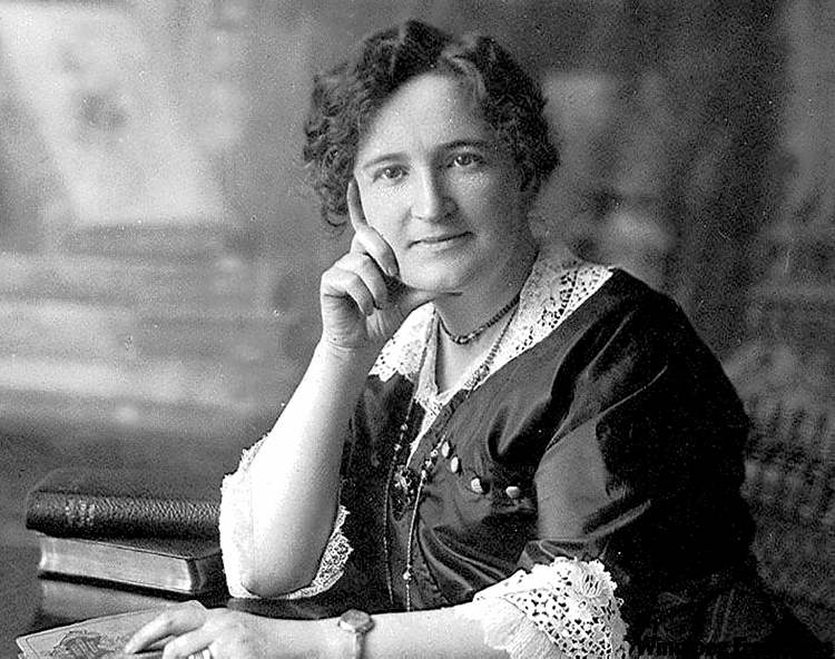 The Canadian Press Archives / National Archives of Canada
Nellie McClung was a member of the Famous Five who fought for women's rights -- but she also believed in forced sterilization.