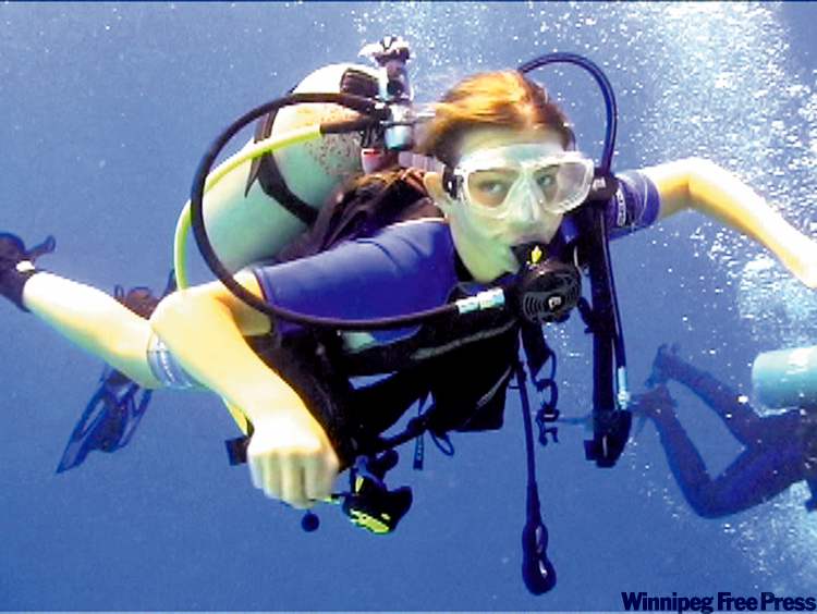 Winnipeg scuba kids hit Bonaire reefs Winnipeg Free Press