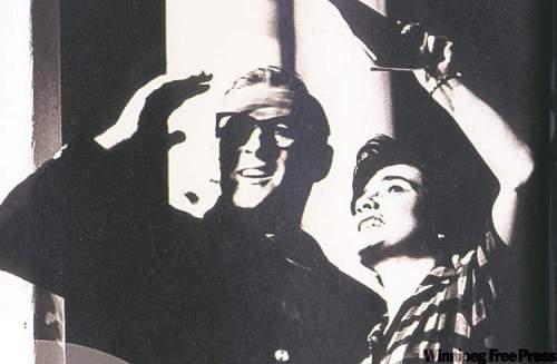 Manitoba Theatre Centre
Len Cariou and Joan Karasevich in Visit to a Small World, on the Manitoba Theatre Centre Mainstage in 1960-61.