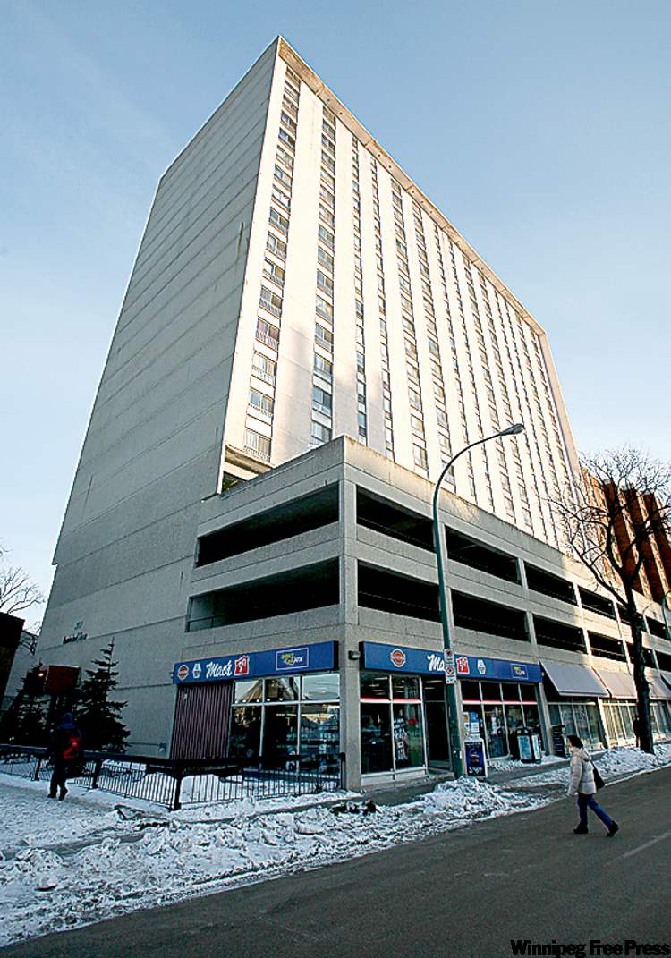 Winnipeg Free Press
John Woods / Winnipeg Free Press
Apartment blocks such as 360 Cumberland Ave. have essentially no vacancies.