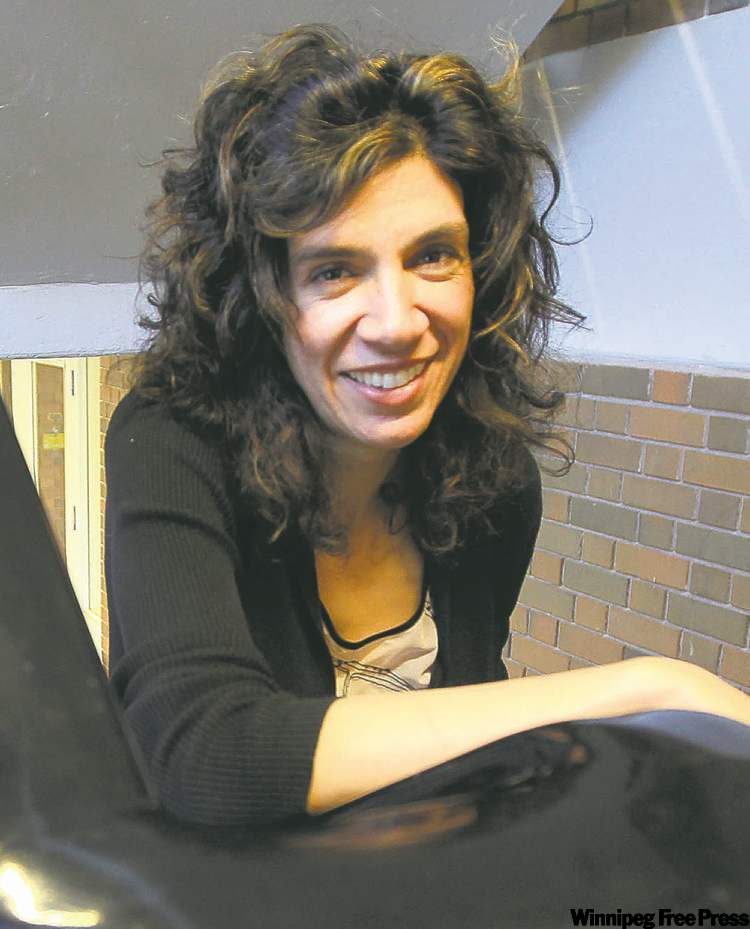 JOE.BRYKSA@FREEPRESS.MB.CA
Jila Ghomeshi addresses the cruelty of grammar snobs.