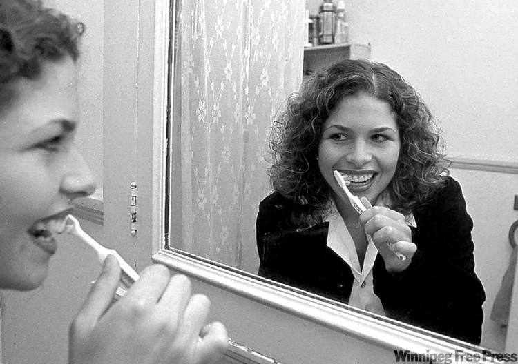 CP
Don Heupel / the associated press archives
Brushing with toothpaste? Are you out of your mind?