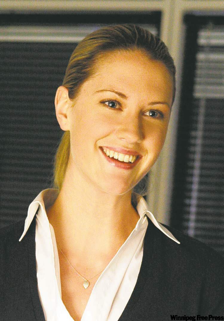 Vancouver-born actor likes to mix up locations, genres – Winnipeg Free ...