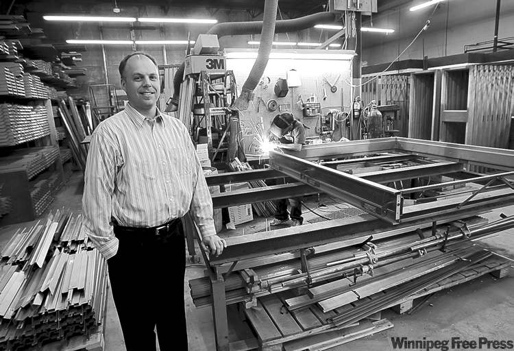 WAYNE.GLOWACKI@FREEPRESS.MB.CA
Penner Doors & Hardware branch manager David Rae says the firm has simply run out of room at their current location.
