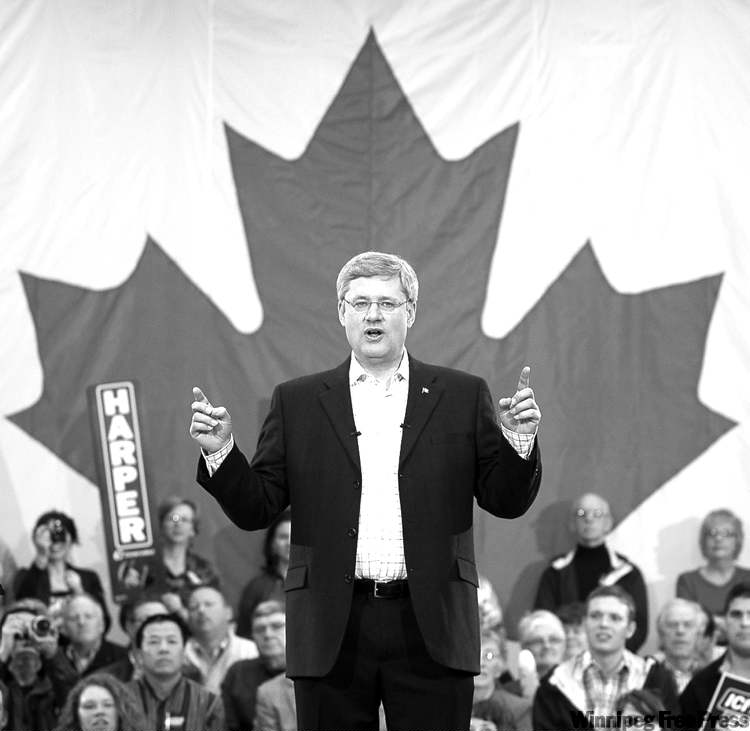 Adrian Wyld / THE CANADIAN PRESS
Stephen Harper campaigns in Stratford, P.E.I., on May 1. His campaign was 'classic front-runner's.'