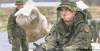JOE BRYKSA / WINNIPEG FREE PRESS ARCHIVES
Bombardier Dave Sopko of 1RCHA at Shilo perfects his sandbag-tossing skills.