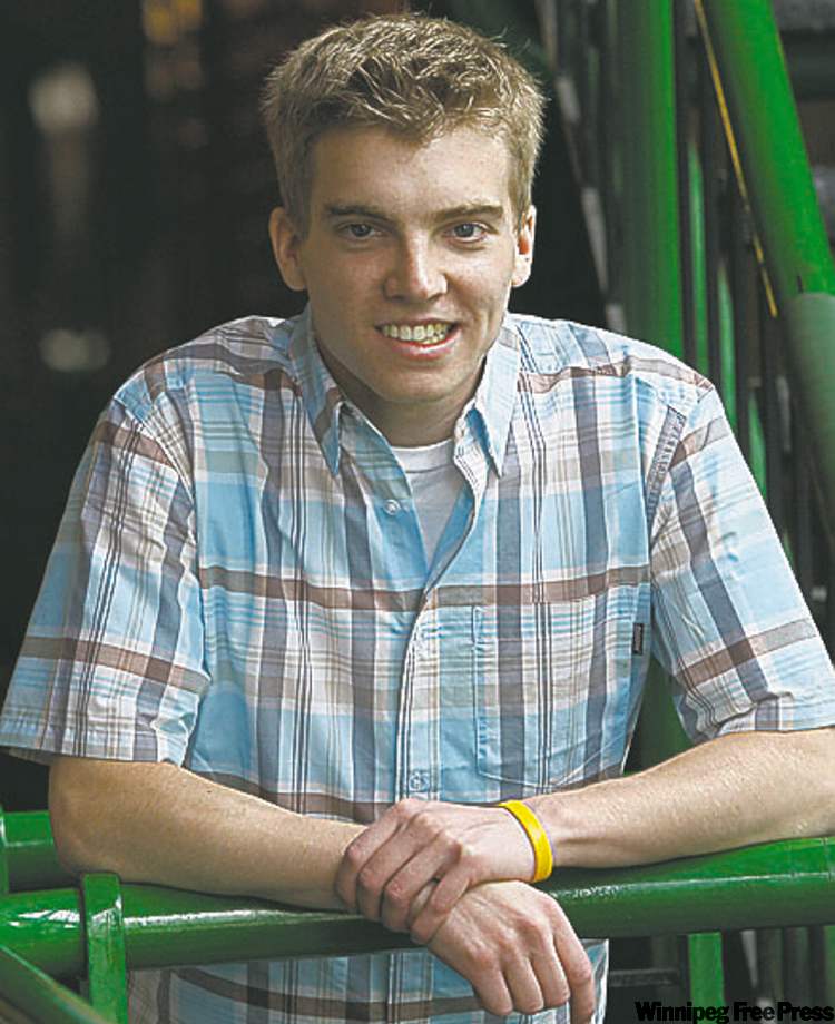 KEN GIGLIOTTI / WINNIPEG FREE PRESS
Chris Stammers, a physical geography grad, wants to be a meteorologist.