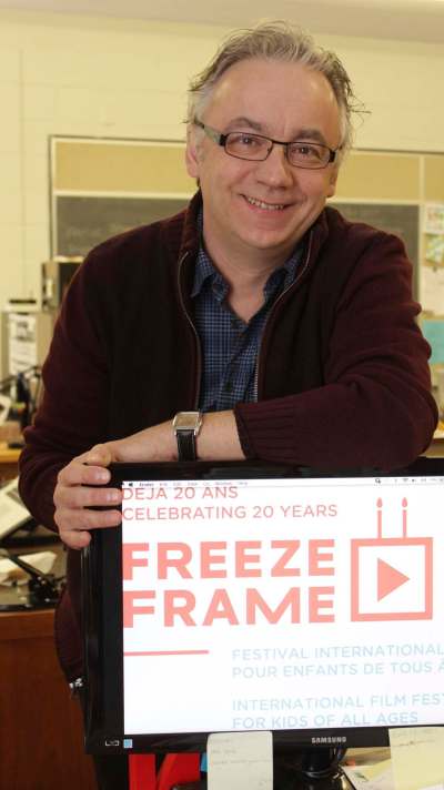 RUBY IRENE PRATKA PHOTO
Pascal Boutroy, le cofondateur du Festival international de films pour enfants de tous âges Freeze Frame, invite enfants et adultes à élargir leurs horizons cinématiques.
