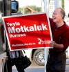 WAYNE GLOWACKI / WINNIPEG FREE PRESS
Jon Gerrard greets bus riders in  Burrows riding Tuesday.