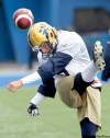 JOE BRYKSA / WINNIPEG FREE PRESS
Bombers punter Mike Renaud works on his mechanics at practice at Canad Inns Stadium.