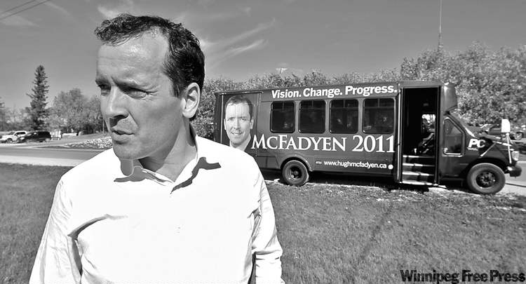 Mike Deal / Winnipeg Free Press
Conservative Leader Hugh McFadyen stopped in the Interlake riding to promise new beds for personal care homes.
