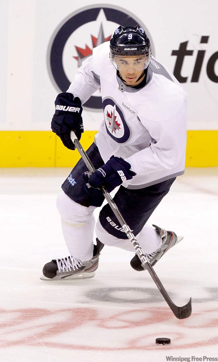 WAYNE GLOWACKI / WINNIPEG FREE PRESS
Evander Kane at practice in the MTS Centre Tuesday. Kane rode the pine for most of Sunday's opening game.