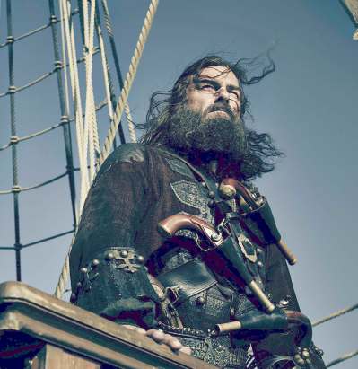 The 6-foot-4 inch British actor, Ray Stevenson, plays the notorious pirate, Blackbeard, on Starz's 