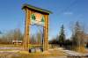 BORIS MINKEVICH / WINNIPEG FREE PRESS
Misty Lake Lodge's front gates are seen in a 2011 file photo.