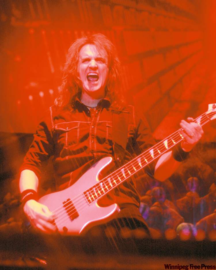 Aliisa Mouganova photo