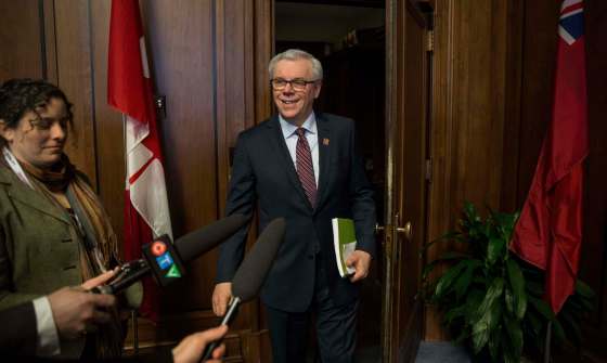 MIKE DEAL / WINNIPEG FREE PRESSPremier Greg Selinger prepares to announce the NDP's fiscal outlook at the Manitoba Legislature this afternoon.