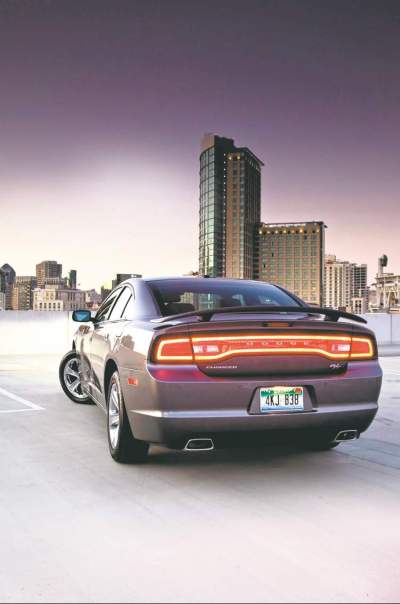 2012 DODGE CHARGER R/T: Forward Charger