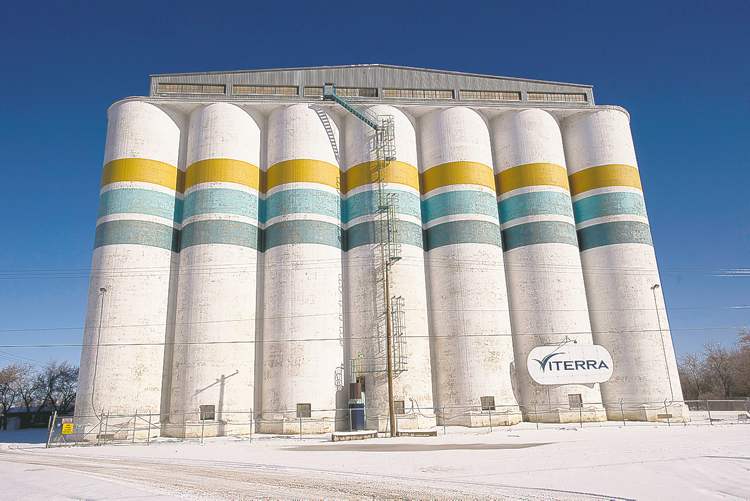 CP
Liam Richards / THE CANADIAN PRESS 
A Viterra grain storage facility is shown Tuesday in Saskatoon.