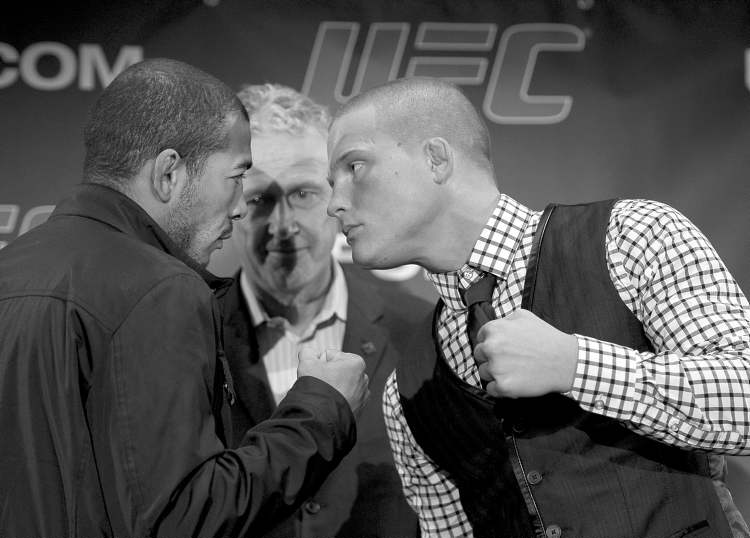 CP
Larry MacDougal / the canadian press
UFC featherweight champion Jose Aldo (left) and opponent Erik Koch promote their July 21 fight at a press conference in Calgary Wednesday.