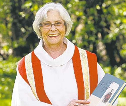 KEN GIGLIOTTI  / WINNIPEG FREE PRESS
Rev. Patricia Wotton was so inspired by Rev. Lydia Gruchy that she researched her life and wrote a book.