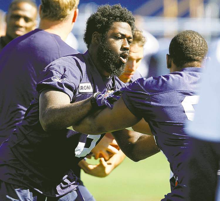 KEN GIGLIOTTI / WINNIPEG FREE PRESS
Dustin Doe practises for the exhibition game vs. Montreal. He impressed the Blue as a special-teams player last season, now wants to be weak-side linebacker.