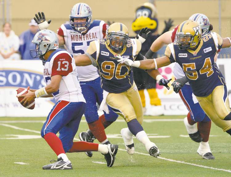 Fred Greenslade / reuters
Quarterback Anthony Calvillo and his Montreal teammates handed the Blue Bombers their fifth loss of the young season Friday night, deepening the despair in Winnipeg.
