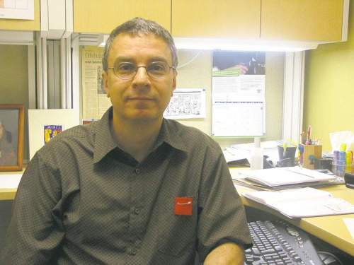 VINCENT RÉGIS DE LA LIBERTÉ
Le professeur de l’École de service social de l’Université de Saint-Boniface, David Alper.