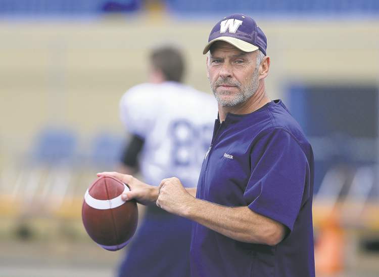 TREVOR HAGAN / WINNIPEG FREE PRESS
Offensive co-ordinator Gary Crowton will call the plays for the rest of the season.