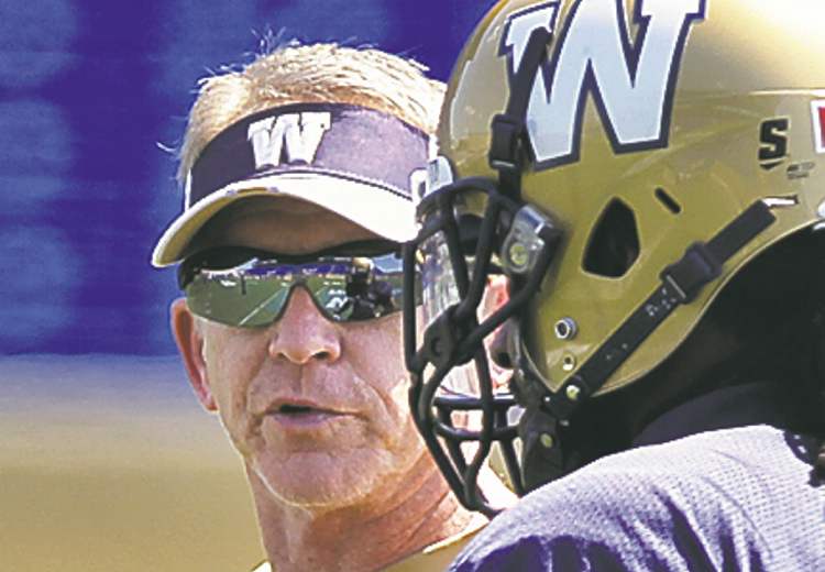 Mike Deal / Winnipeg Free Press archives
Winnipeg Blue Bomber defensive coordinator, Tim Burke, during practice at Canad Inns Stadium Monday.