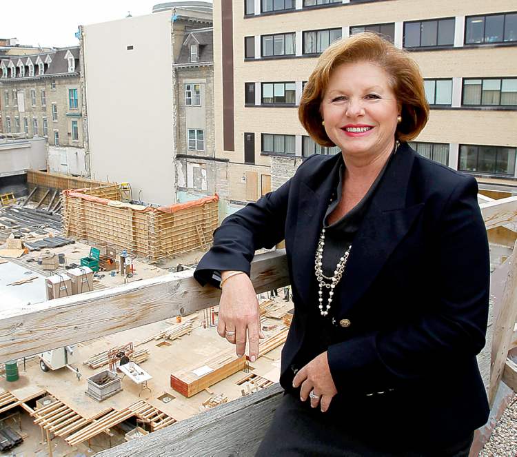 WAYNE GLOWACKI / WINNIPEG FREE PRESS
Rosie Jacuzzi oversees an expanding Misericordia Health Centre.