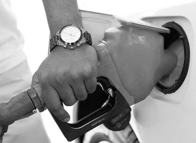 Gas made from air, water fuel of future Winnipeg Free Press