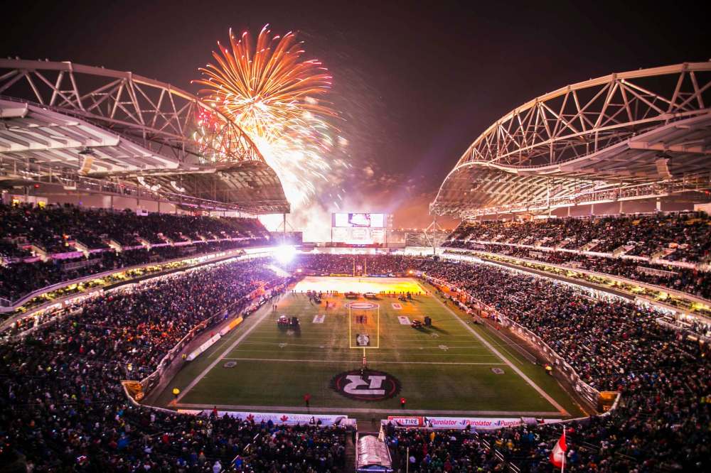 Mikaela MacKenzie / Winnipeg Free Press files
Fall Out Boy plays at halftime at the Grey Cup at Investors Group Field Nov. 29, 2015.