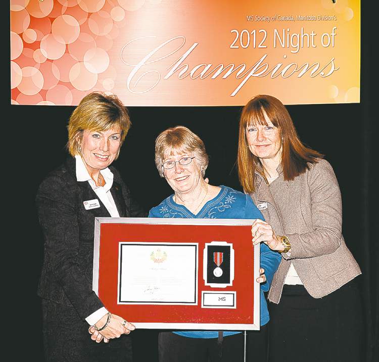 HANDOUT
Shirley Atkins receives award from Donna Boyd (left), director of development, MS Society of Canada, Manitoba division and Jennifer Moszynski, board chairwoman.