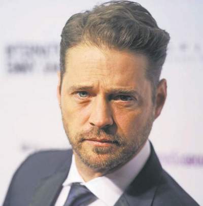 CP
Jason Priestley arrives for the International Emmy Awards, on Monday, Nov. 21, 2011, in New York. (AP Photo/Henny Ray Abrams) closecut close cut
