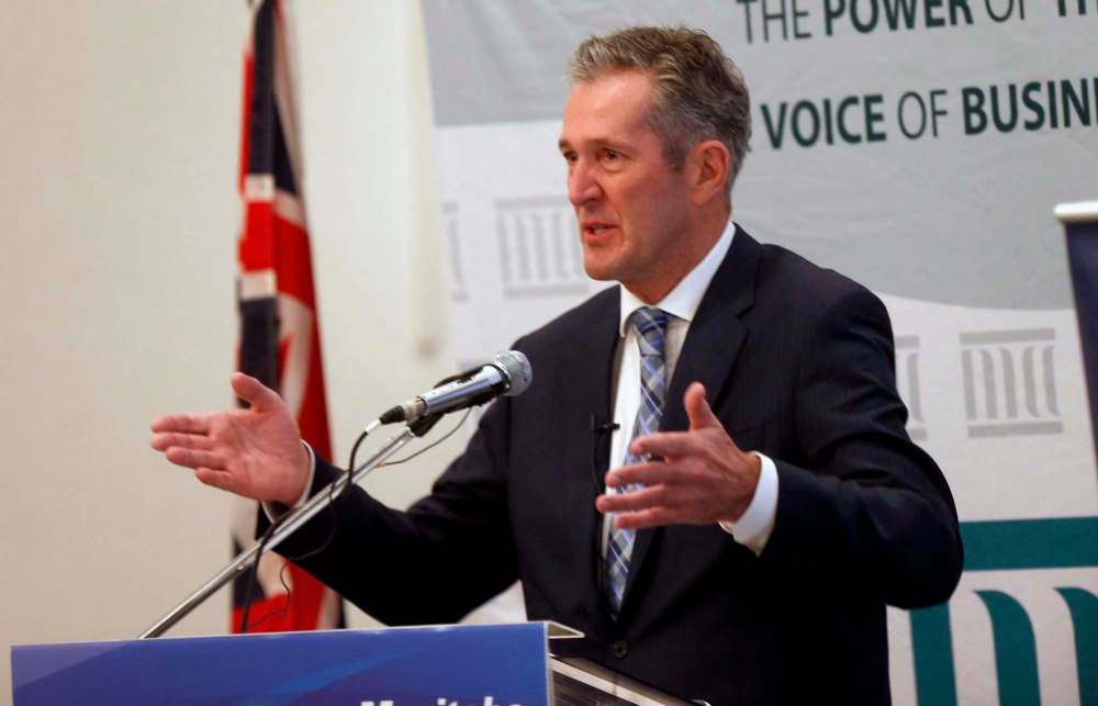 WAYNE GLOWACKI / WINNIPEG FREE PRESS
PC Leader Brian Pallister was the keynote speaker at the Manitoba Chambers of Commerce breakfast Wednesday.