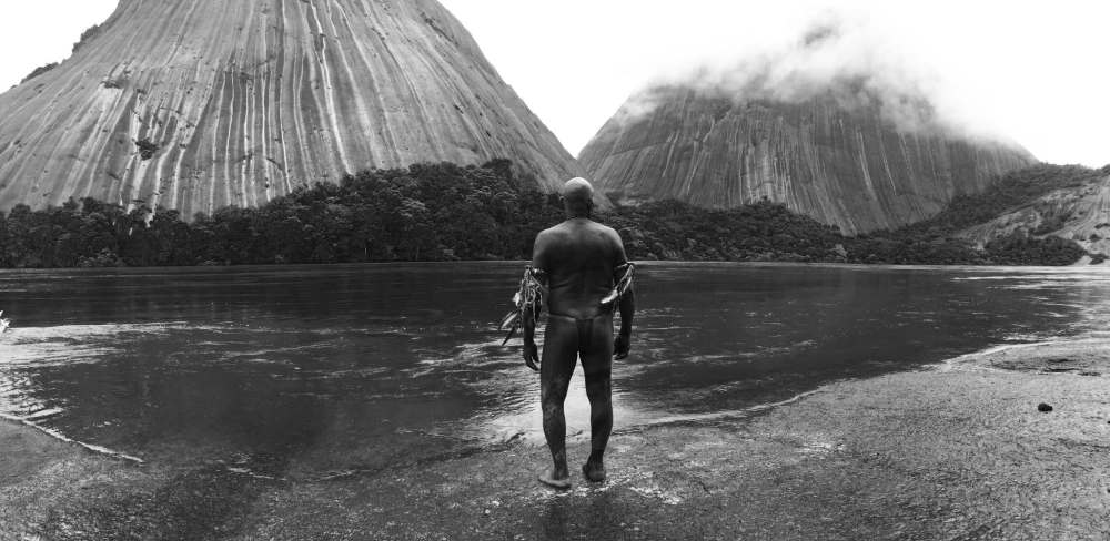 Oscilloscope
The vistas of the Amazon basin are conveyed in rich black and white in Colombian film.