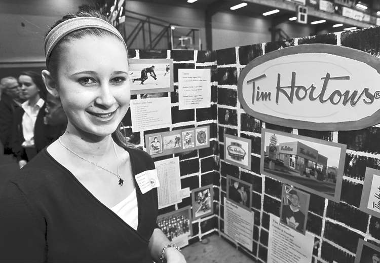 Mike Deal / Winnipeg Free Press
Heather Milan, a Grade 9 student at Mennonite Brethren Collegiate Institute, knows everything you'd like to know about hockey legend Tim Horton. And she likes Speirs' hockey pick, too.