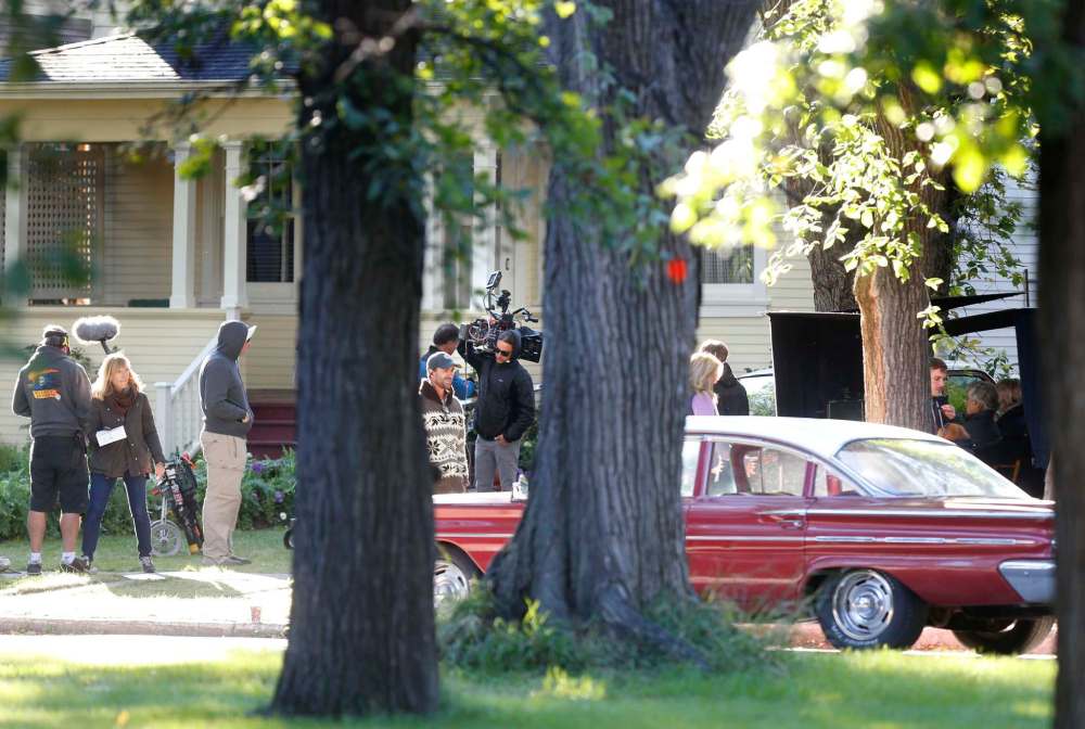 WAYNE GLOWACKI / WINNIPEG FREE PRESS files
The NDP vows to do more to attract film production, such as the movie A Dog’s Purpose, shot here in 2015.
