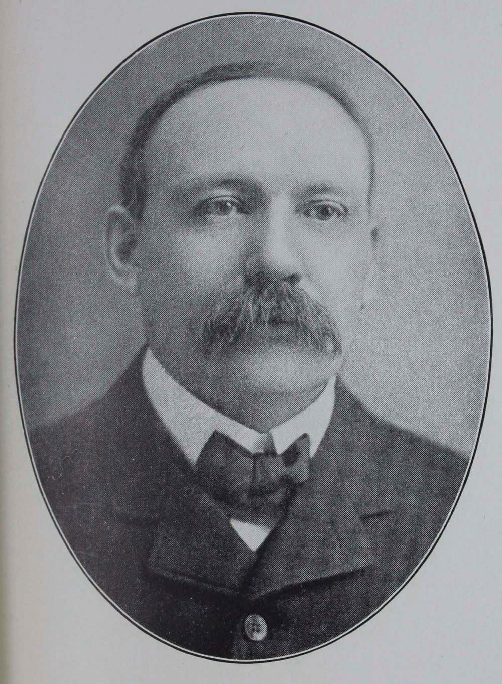 Source: Archives of Manitoba, Collected personalities 1 (Men of Canada 1900-01)
Fred Drewry was president of the Cycle Path Association for its short existence, 1899 to 1901.
