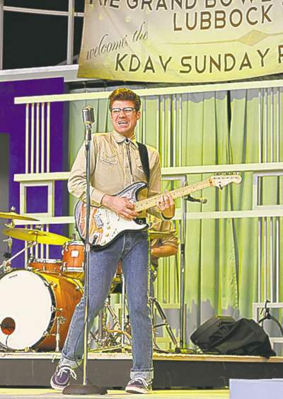 WAYNE GLOWACKI/WINNIPEG FREE PRESSJeff Giles as Buddy Holly.