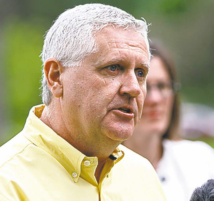 Jessica Burtnick / Winnipeg Free Press archives
Minister Gord Mackintosh: accepts report